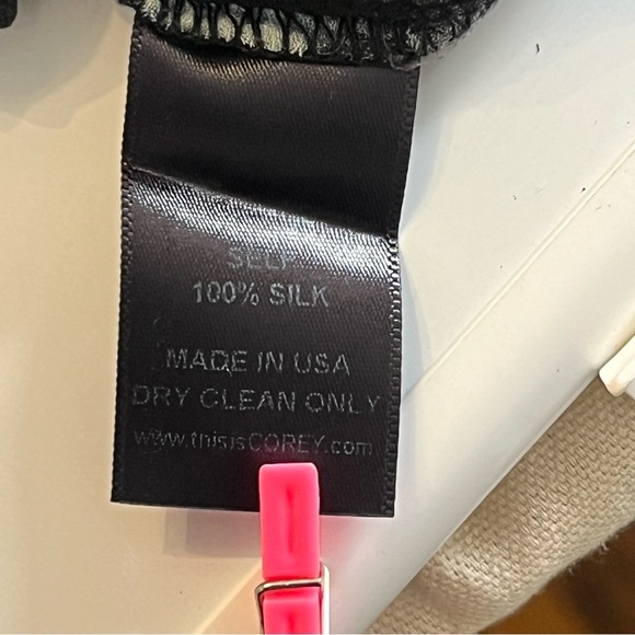 Women's Silk Abstract Print Tunic Top - Picture 5 of 5